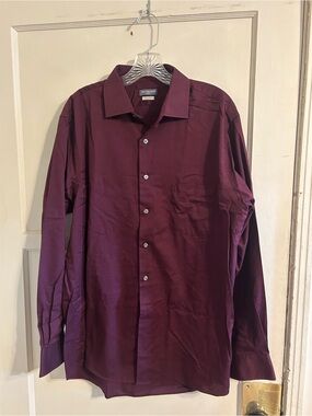 Van Heusen Men's Long-Sleeve Dress Shirt - Deep Wine